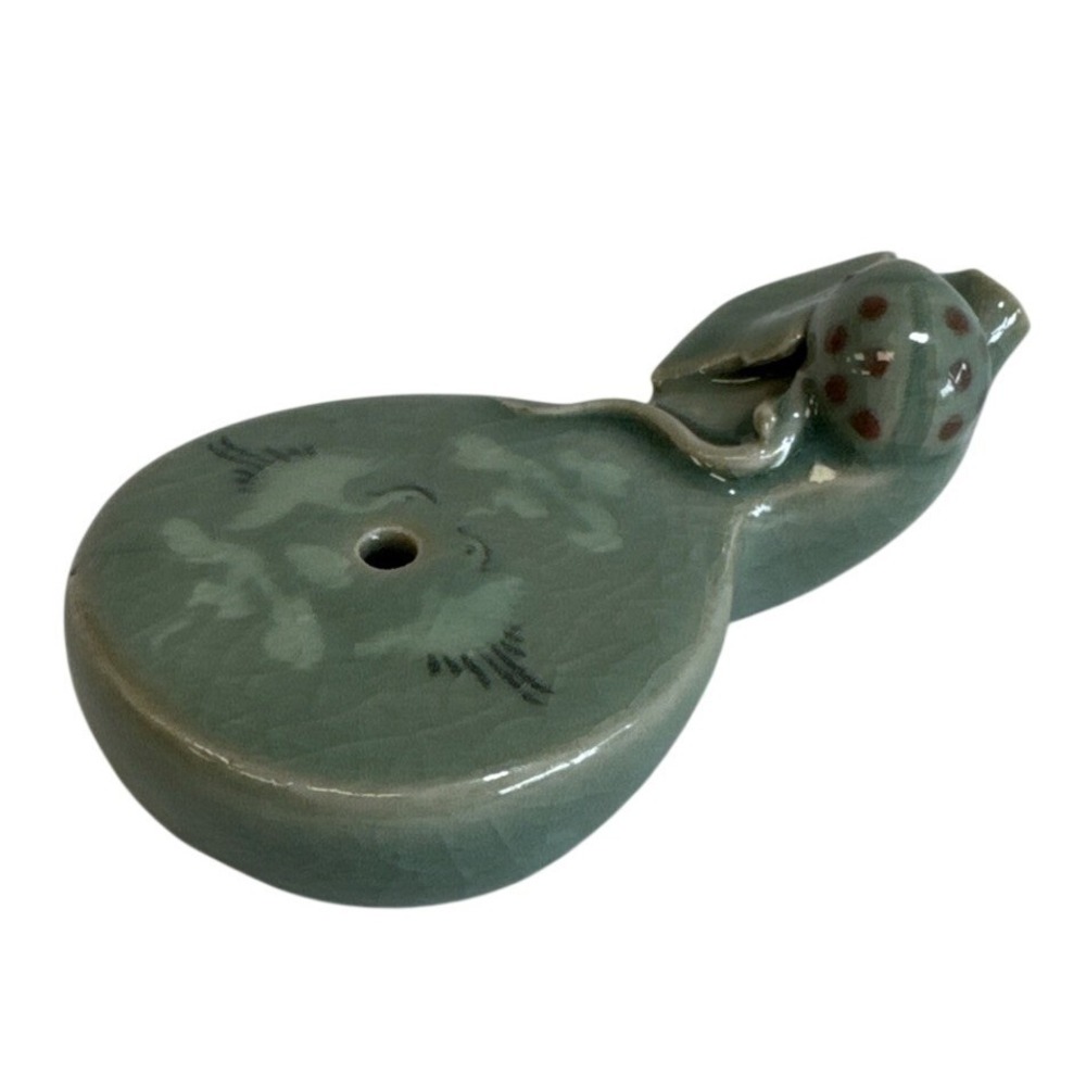 Vintage‎ Celadon Green Crazing Ladybug Water Dropper Crane Motif Calligraphy